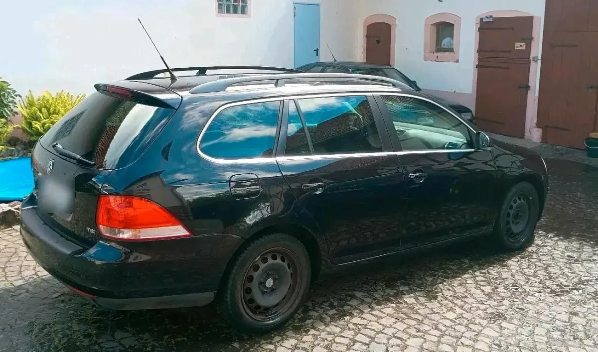Gebraucht VW Golf VI Comfortline 122 PS (89 kW) 2009 Schwarz Kleinwagen