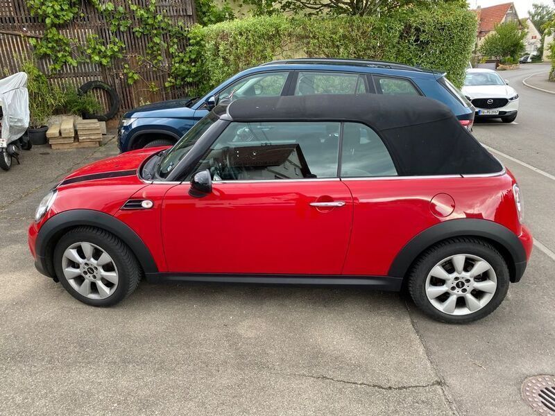 Rot Gebraucht 2014 Mini Cooper Kleinwagen | 10.899 € (Teuer) - Bild 1/4