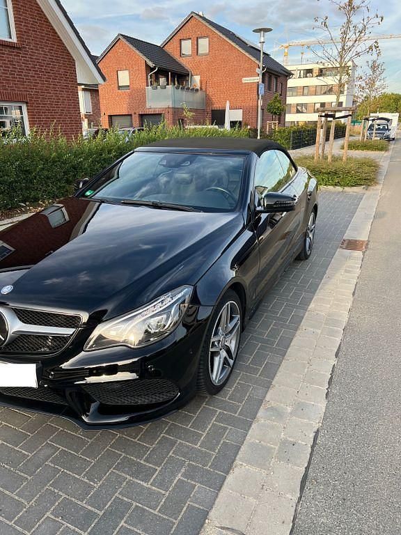 Gebraucht Mercedes E350 252 PS (185 kW) 2014 Schwarz Cabrio