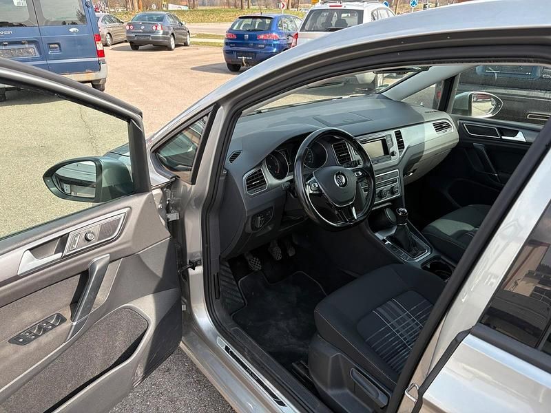 Second-hand VW Golf VII 110 CP (80 kW) 2015 Gri Berlinǎ
