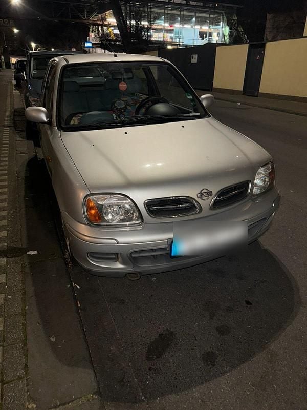 Gebraucht Nissan Micra 65 PS (47 kW) 2005 Silber Kleinwagen