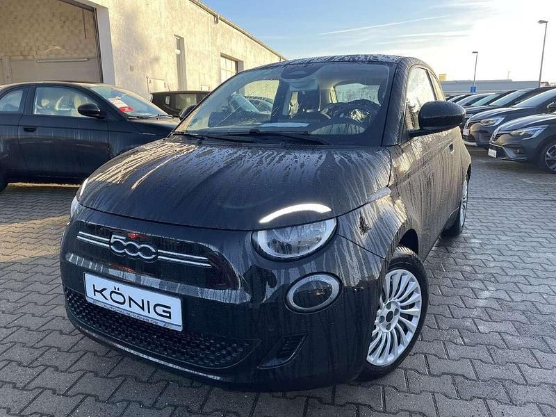 Onyx schwarz (10n) Gebraucht 2023 Fiat 500e Kleinwagen | 23.999 € (Etwas zu teuer) - Bild 1/4