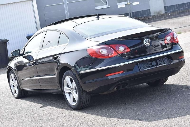 Gebraucht VW Passat R 170 PS (125 kW) 2010 Deep black perleffekt Limousine