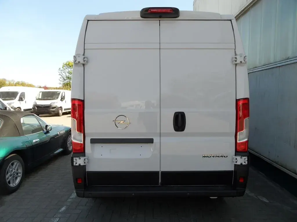 Gebraucht Opel Movano Edition 140 PS (102 kW) 2024 Weiß Van