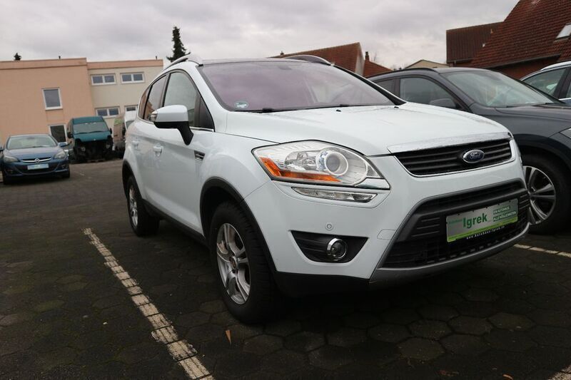 Gebraucht Ford Kuga Titanium 140 PS (102 kW) 2011 Weiß SUV