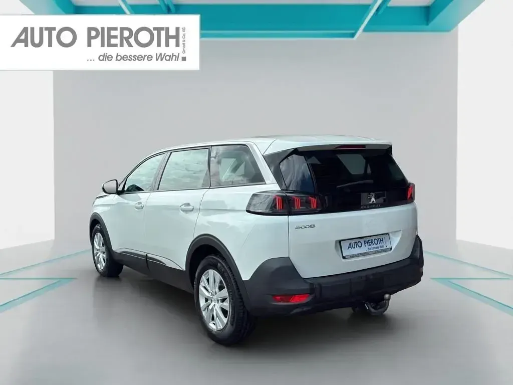 Gebraucht Peugeot 5008 Active 131 PS (96 kW) 2021 Perlmutt weiß SUV