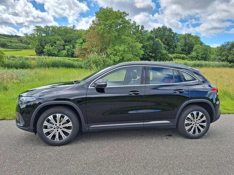 Gebraucht Mercedes EQA250 139 kW (190 PS) 2023 Schwarz SUV