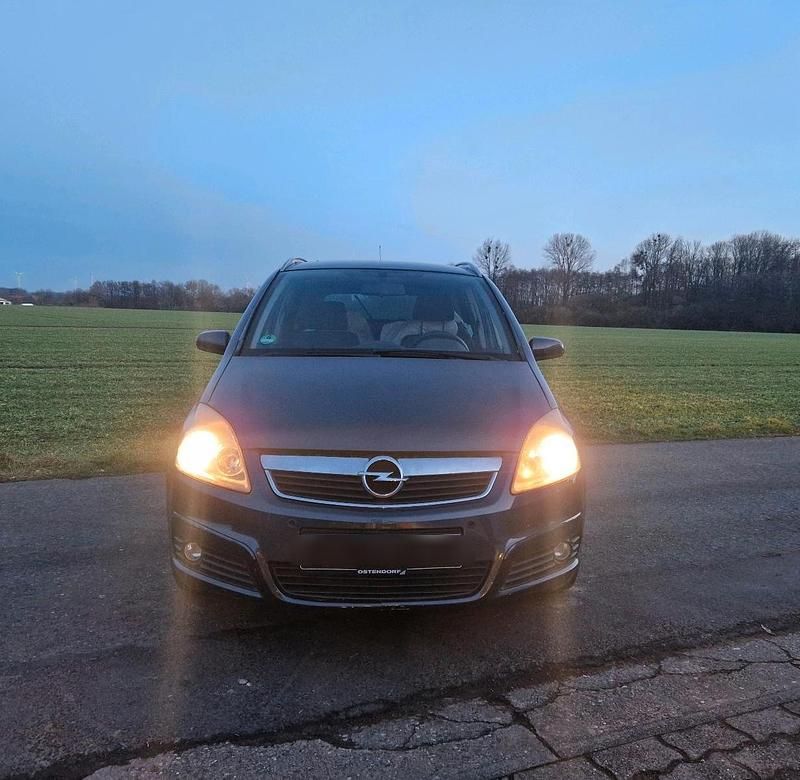 Gebraucht Opel Zafira 140 PS (102 kW) 2007 Grau Van / Kleinbus