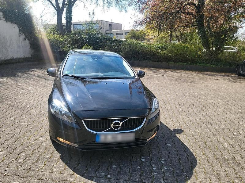 Gebraucht Volvo V40 150 PS (110 kW) 2016 Schwarz Kombi