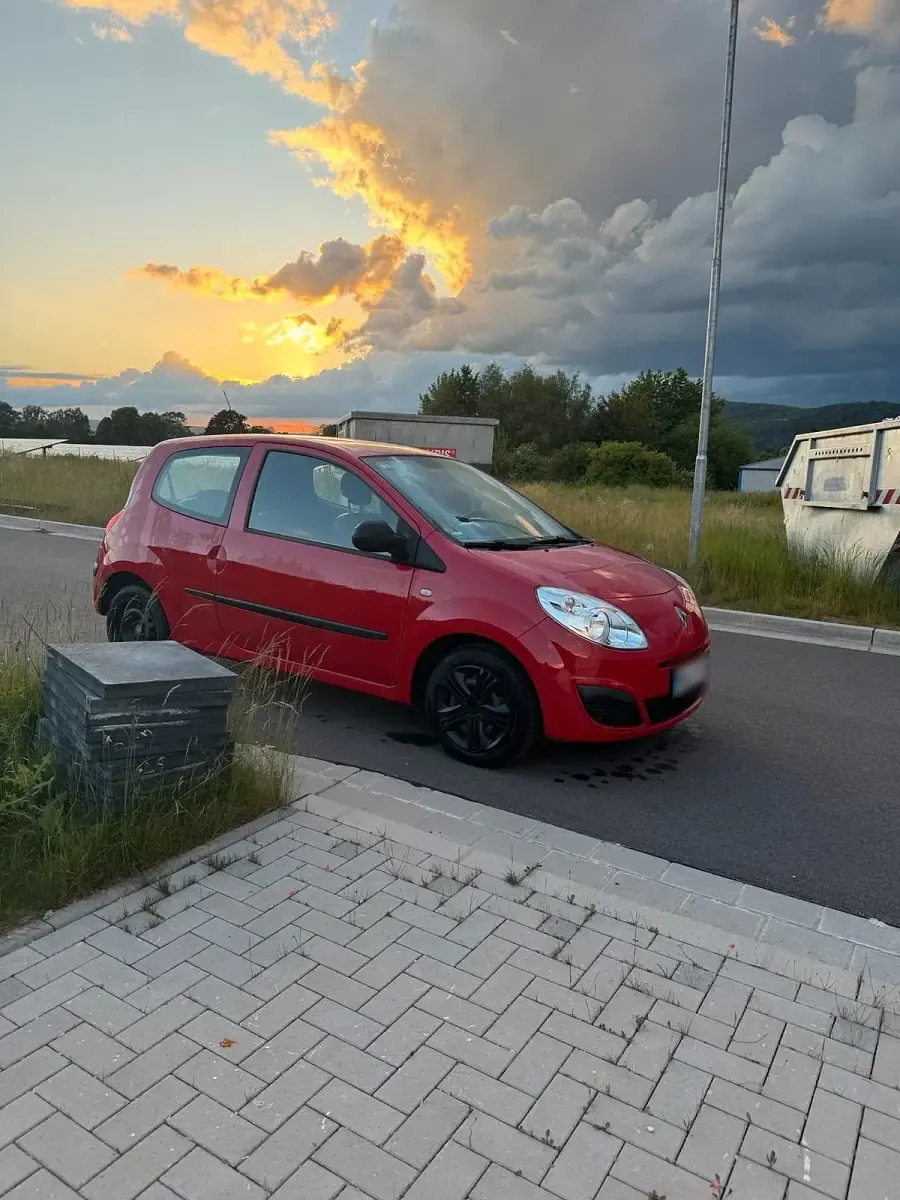 Gebraucht Renault Twingo 58 PS (42 kW) 2009 Rot Kleinwagen