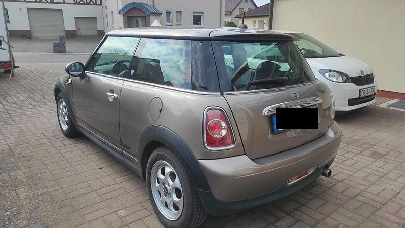 Second-hand Mini ONE 75 CP (55 kW) 2012 Argintiu Hatchback