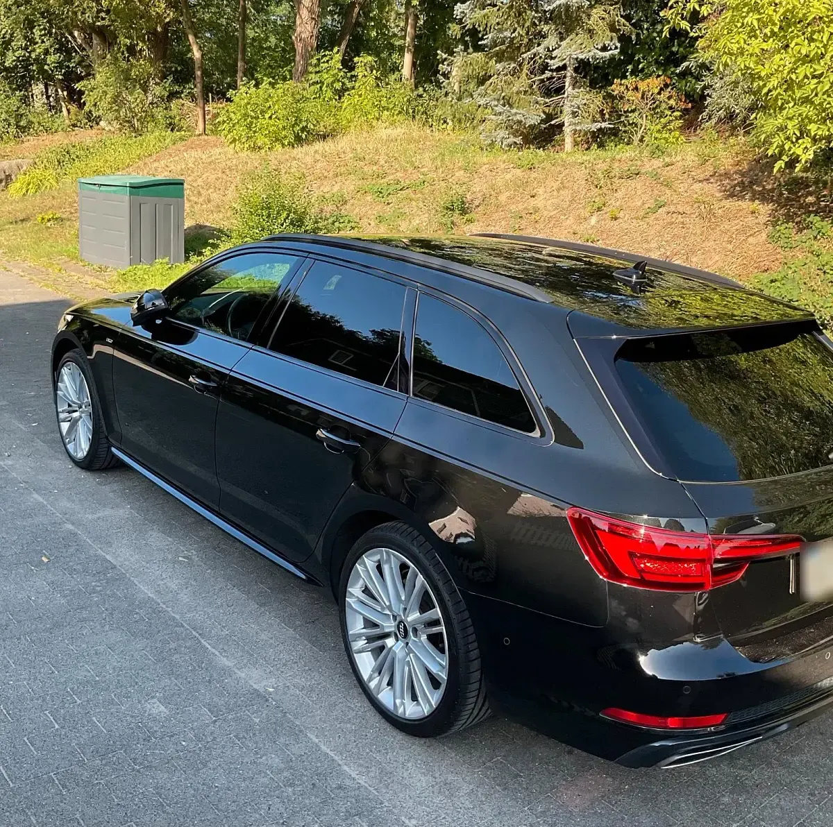 Gebraucht Audi A4 Design 190 PS (139 kW) 2019 Schwarz Kombi