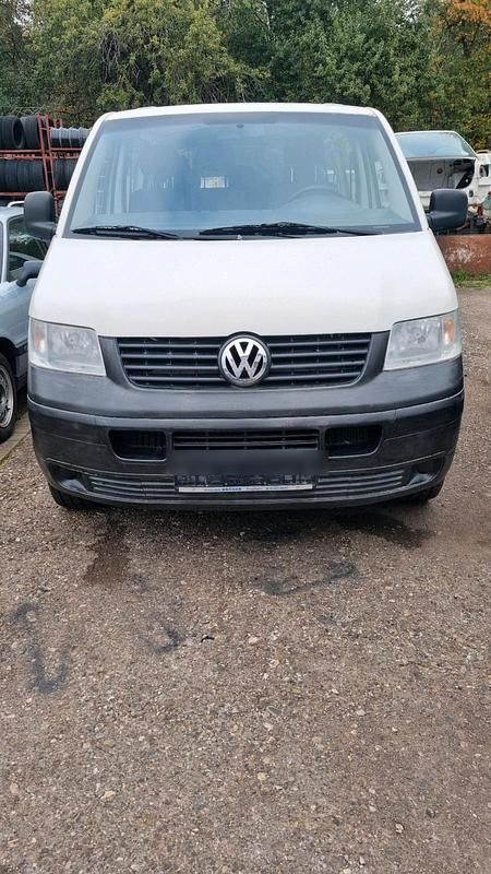 Weiß Gebraucht 2006 VW T5 Van | 4.650 € (Fairer Preis) - Bild 1/4