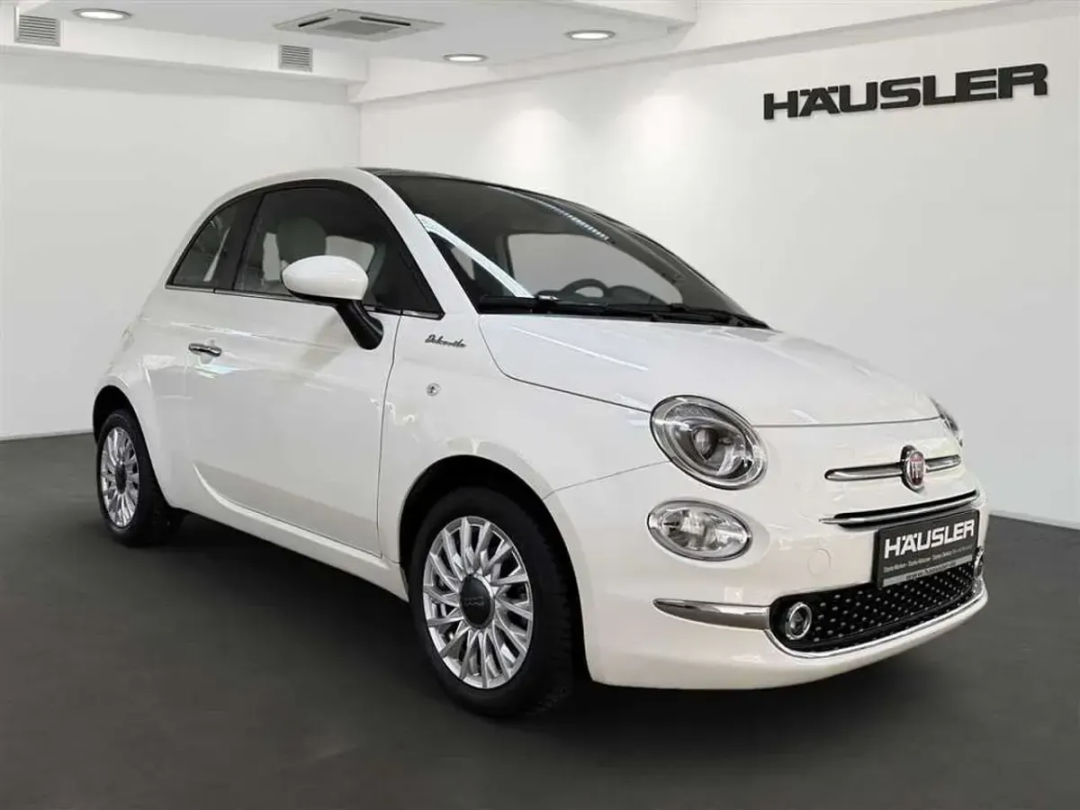 Gebraucht Fiat 500 Dolcevita 71 PS (52 kW) 2022 Weiß Kleinwagen