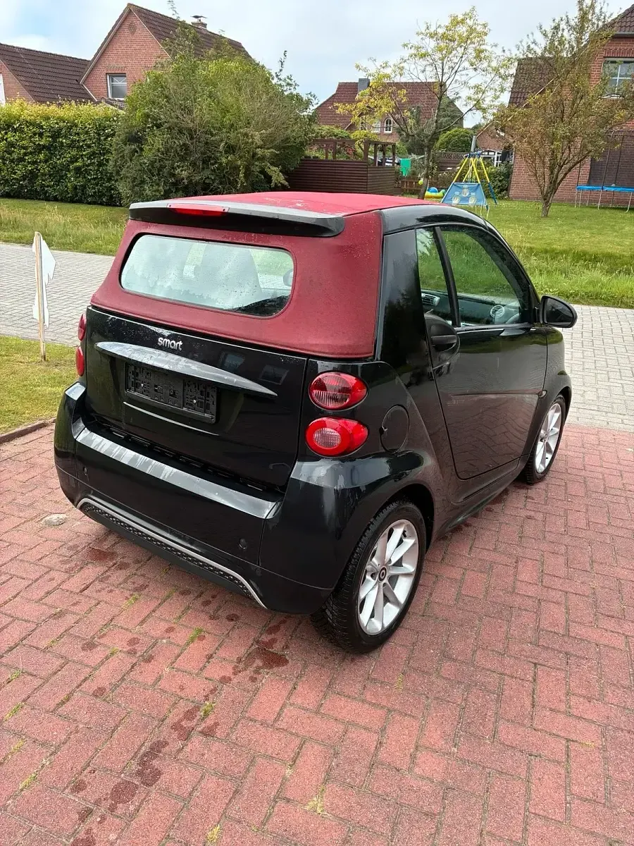 Gebraucht Smart ForTwo Cabrio 71 PS (52 kW) 2013 Schwarz Cabrio