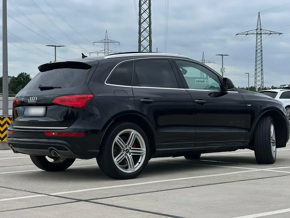 Gebraucht Audi Q5 Comfort 258 PS (189 kW) 2015 Schwarz SUV