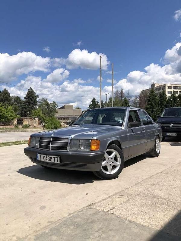 Gebraucht Mercedes 190 72 PS (52 kW) 1990 Limousine
