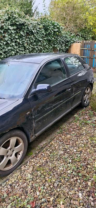 Gebraucht Audi A3 102 PS (75 kW) 2002 Schwarz Kleinwagen