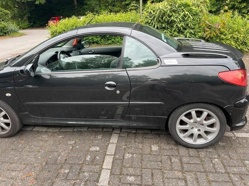 Schwarz Gebraucht 2006 Peugeot 206 CC RC Cabrio | 2.700 € (Teuer) - Bild 1/4