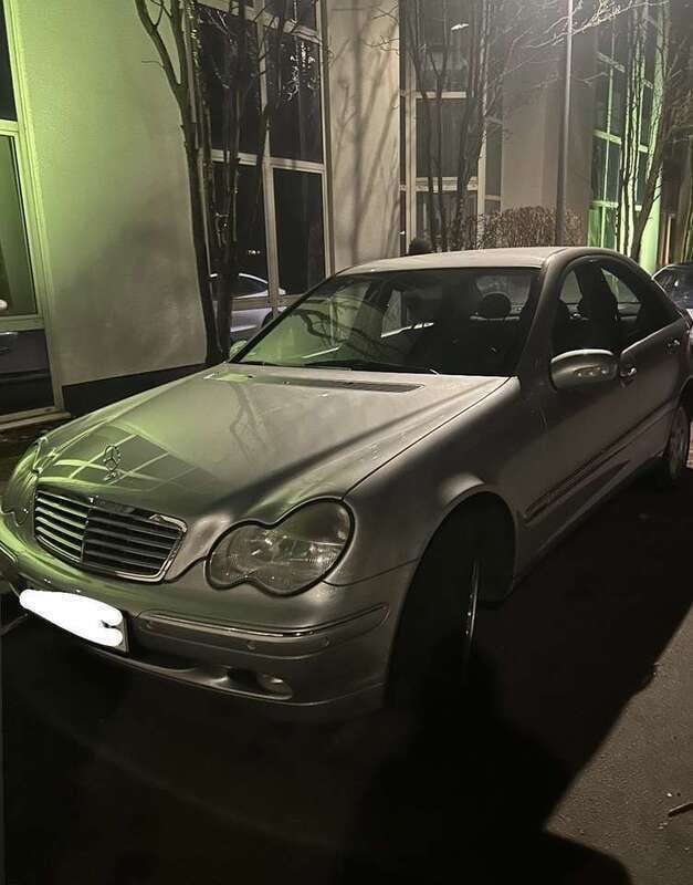 Gebraucht 2001 Mercedes C180 Classic Kombi | 2.099 € (Fairer Preis) - Bild 1/4