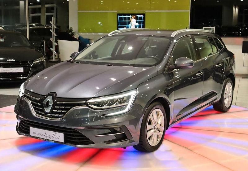 Grau Gebraucht 2023 Renault Mégane IV Business Limousine | 17.850 € (Guter Preis) - Bild 1/4