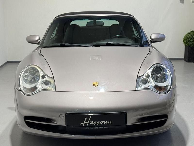 Grau Gebraucht 2002 Porsche 996 Cabrio | 33.390 € - Bild 1/4