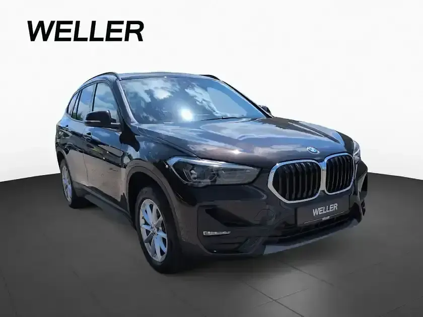Gebraucht BMW X1 Advantage 178 PS (130 kW) 2022 Sparkling brown (braun) SUV