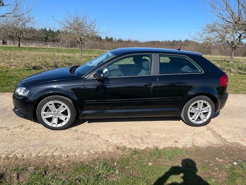 Gebraucht Audi A3 Sport 140 PS (102 kW) 2010 Schwarz Kleinwagen