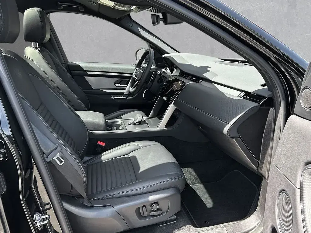 Gebraucht Land Rover Discovery Sport SE Dynamic 271 PS (199 kW) 2025 Schwarz SUV