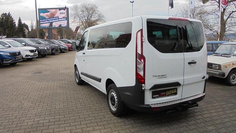 Gebraucht Ford Transit Custom 101 PS (74 kW) 2015 Weiß Van / Kleinbus