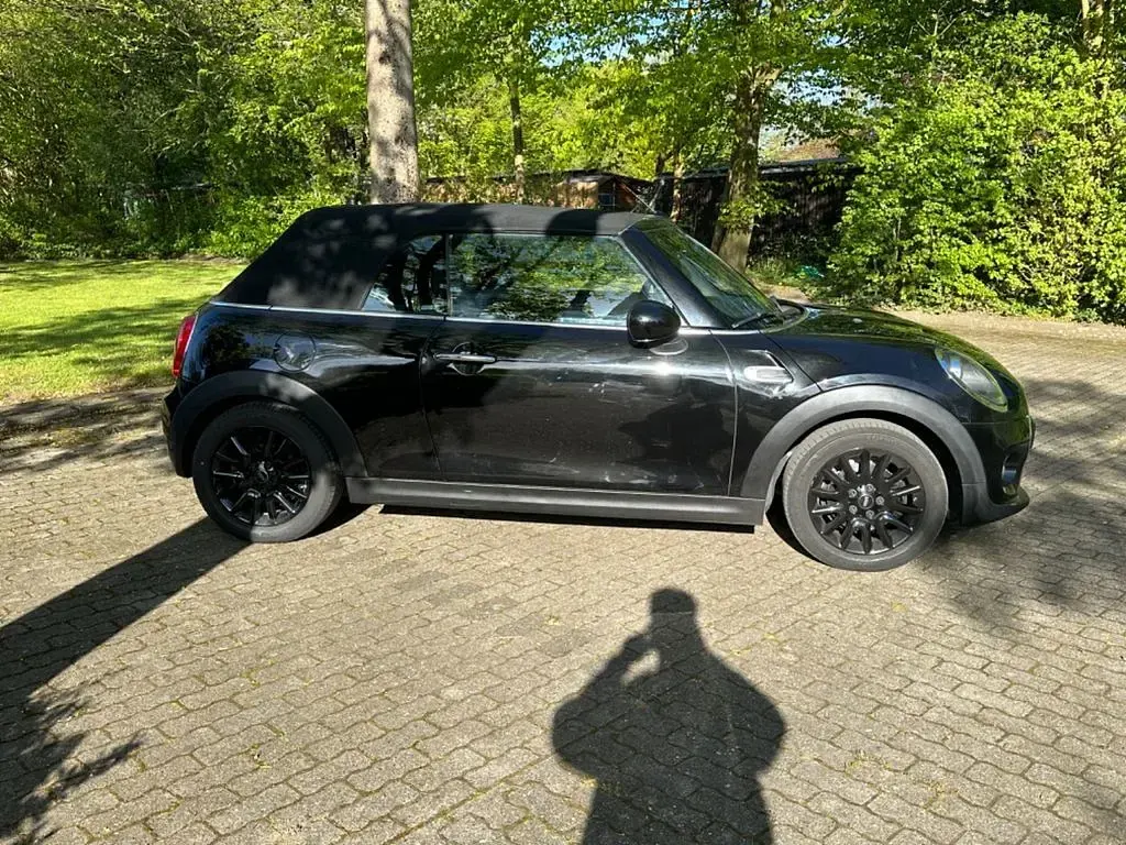 Gebraucht Mini One Cabriolet 102 PS (75 kW) 2018 Schwarz Cabrio