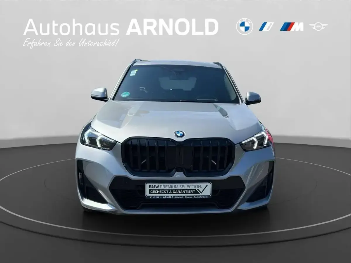 Gebraucht BMW X1 M Sport 163 PS (119 kW) 2026 Spacesilber SUV