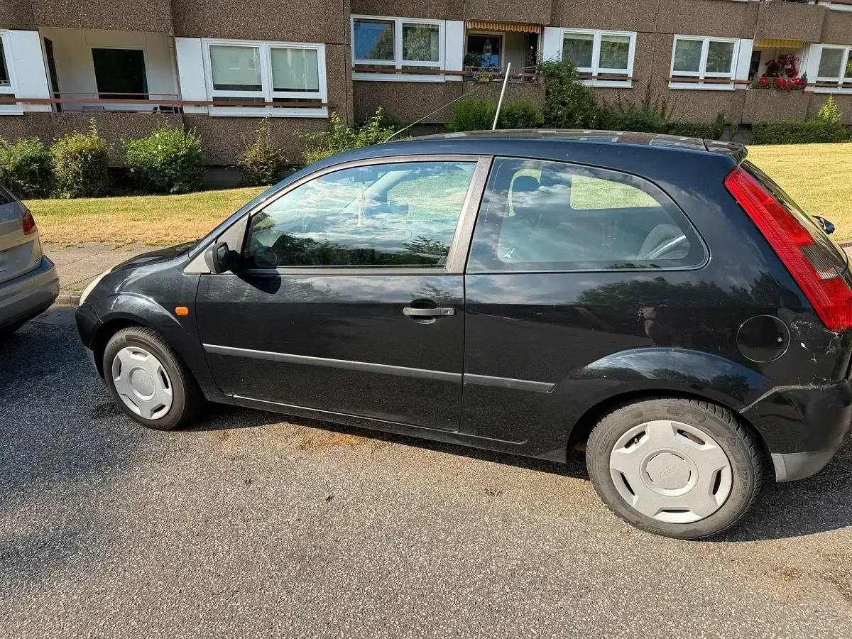 Gebraucht Ford Fiesta 2004 Schwarz Kleinwagen