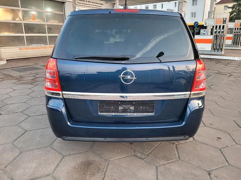 Gebraucht Opel Zafira 110 PS (80 kW) 2011 Blau Van / Kleinbus
