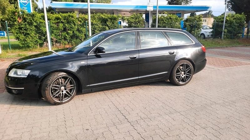Schwarz Gebraucht 2006 Audi A6 Kombi | 10.000 € - Bild 1/4