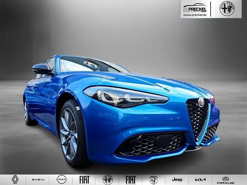 Gebraucht Alfa Romeo Giulia Premium 206 PS (151 kW) 2024 Blau Limousine