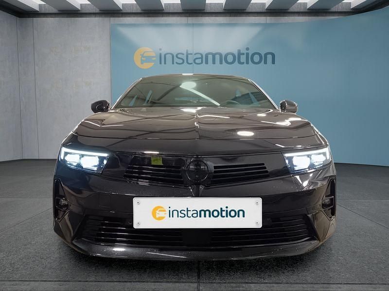 Gebraucht Opel Astra 131 PS (96 kW) 2025 Schwarz Limousine