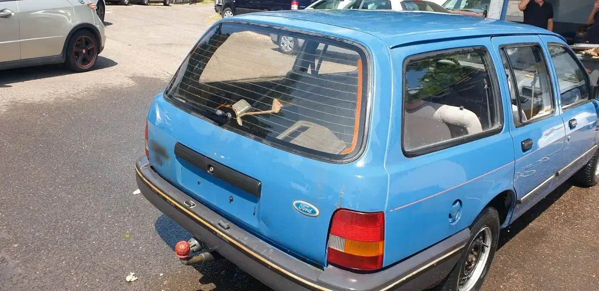 Gebraucht Ford Sierra 75 PS (55 kW) 1986 Blau Kombi