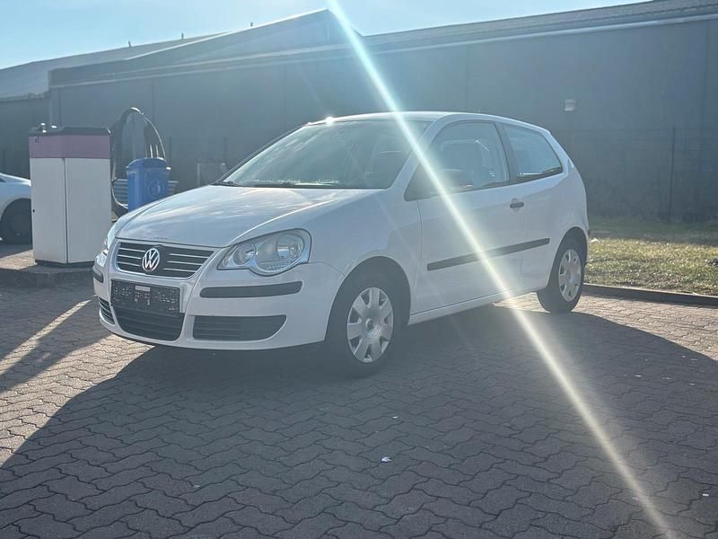 Gebraucht VW Polo 60 PS (44 kW) 2007 Weiß Kleinwagen