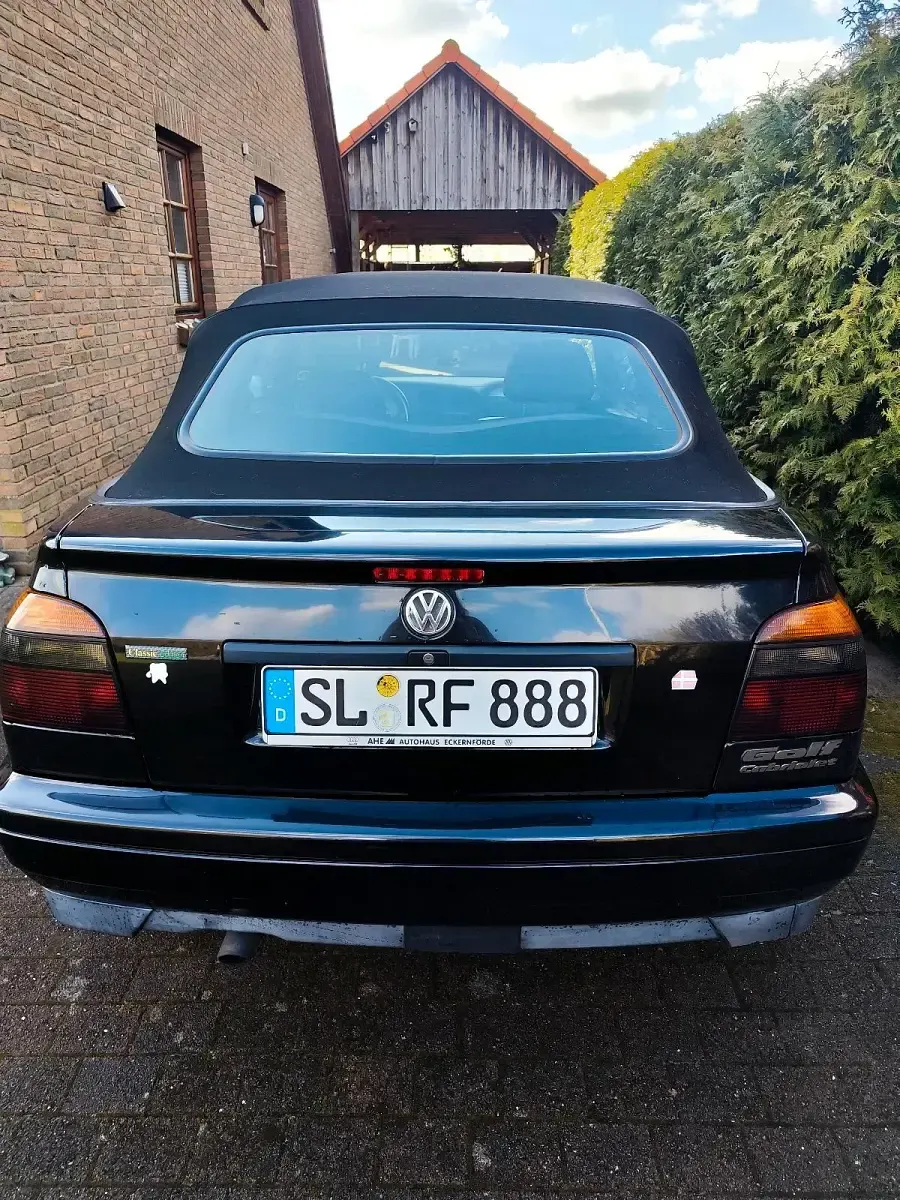 Gebraucht VW Golf Cabriolet 90 PS (66 kW) 1996 Schwarz Cabrio