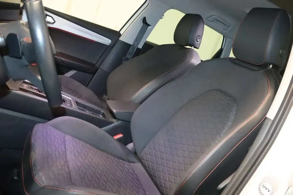 Gebraucht Seat Leon FR-Line 204 PS (150 kW) 2022 Candy weiss Kombi
