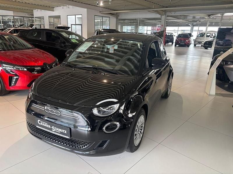 Gebraucht Fiat 500e Action 69 kW (95 PS) 2022 Onyx schwarz Limousine