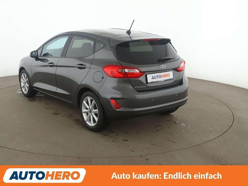 Gebraucht Ford Fiesta Cool & Connect 101 PS (74 kW) 2018 Magnetic Kleinwagen