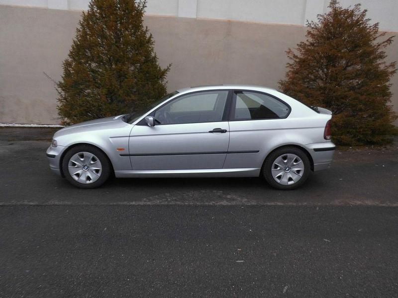 Gebraucht BMW 318 Lifestyle 143 PS (105 kW) 2004 Silber Limousine