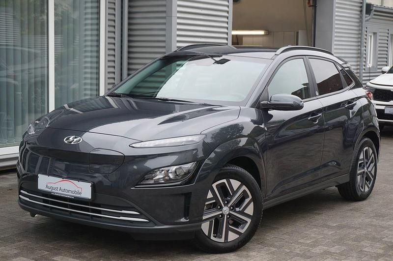 Grau Gebraucht 2022 Hyundai Kona SUV | 17.700 € (Guter Preis) - Bild 1/4