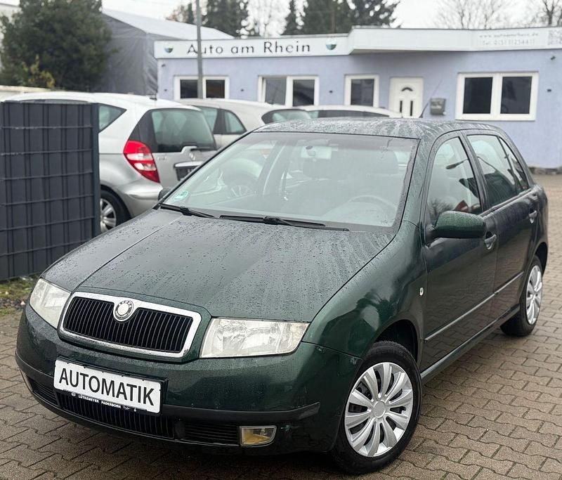 Grün Gebraucht 2001 Skoda Fabia Kleinwagen | 2.450 € (Fairer Preis) - Bild 1/4