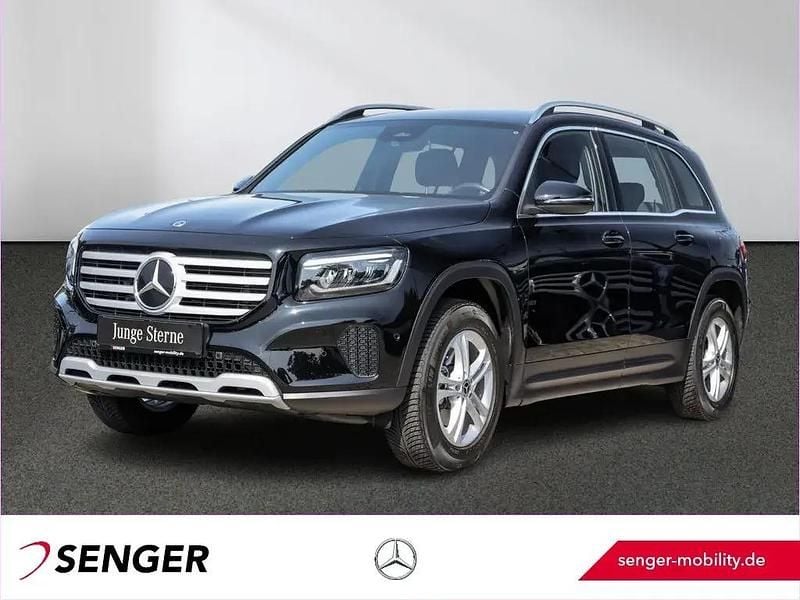 Unilack nachtschwarz Gebraucht 2024 Mercedes GLB200 SUV | 37.770 € (Guter Preis) - Bild 1/1