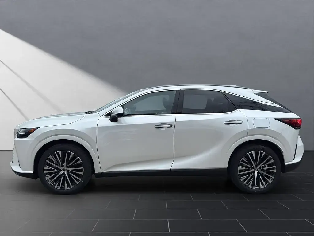 Gebraucht Lexus RX350 Executive Line 250 PS (183 kW) 2026 Weiß SUV