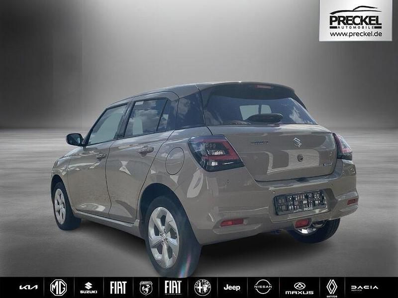 Neu Suzuki Swift Comfort 83 PS (61 kW) 2025 Beige Kleinwagen