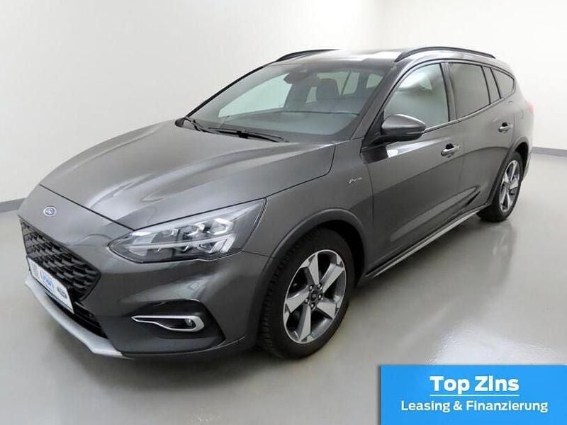 Gebraucht Ford Focus Active X 125 PS (91 kW) 2022 Magneticgrau Kombi